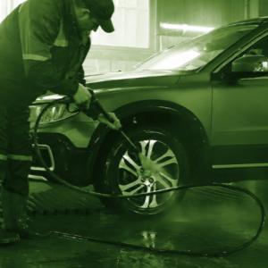 Doorstep Car Wash vs Traditional Car Wash: Which Is Better for Your Car?